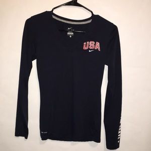 WOMEN NIKE DRI-FIT LONG SLEEVE USA TOP